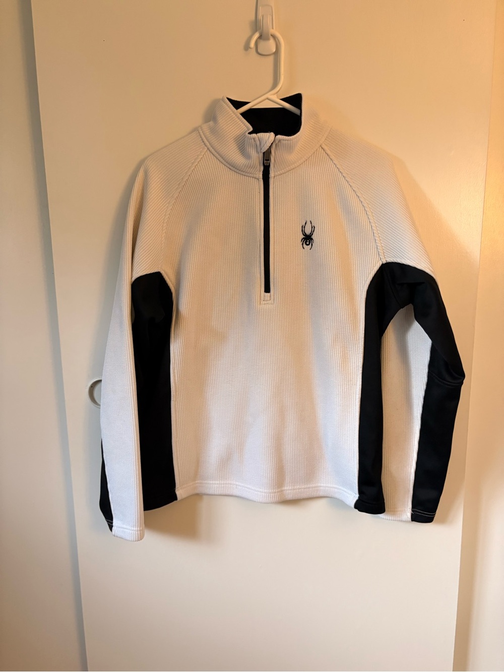 white and black Spyder Outbound half-zip core sweater size Medium men’s